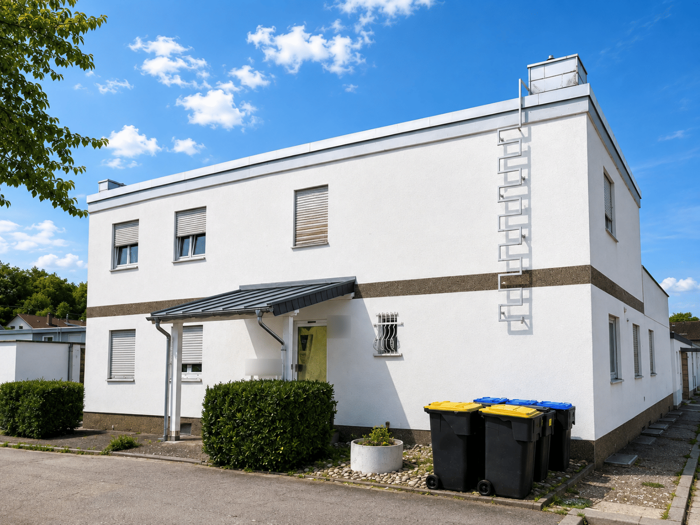 Großzügige 4-Zimmer-Wohnung in ruhiger Lage, 66129 Saarbrücken