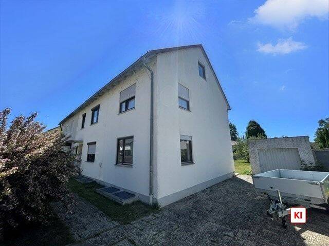 Geräumiges Wohnhaus für zwei Familien, 94447 Plattling