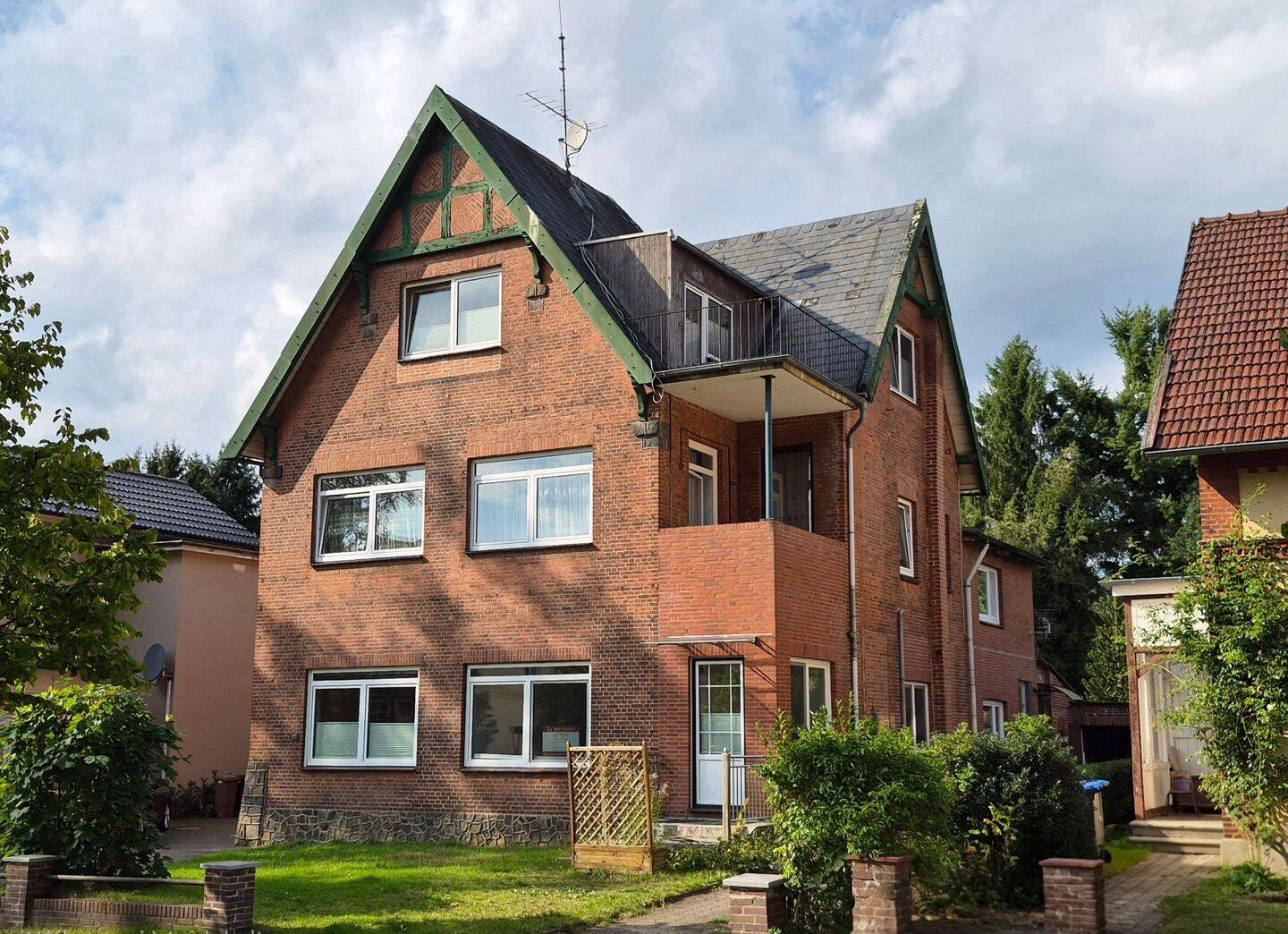 Stilvolle 4-Zimmer-Altbauwohnung mit großzügigem Grundriss, Stellplatz und Gartennutzung, 25548 Kellinghusen