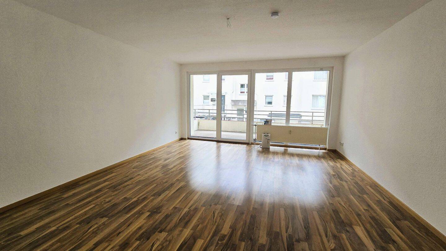 3 Zimmer Wohnung (92m²) im Ärztehaus in Langerfeld, 42389 Wuppertal (Langerfeld)