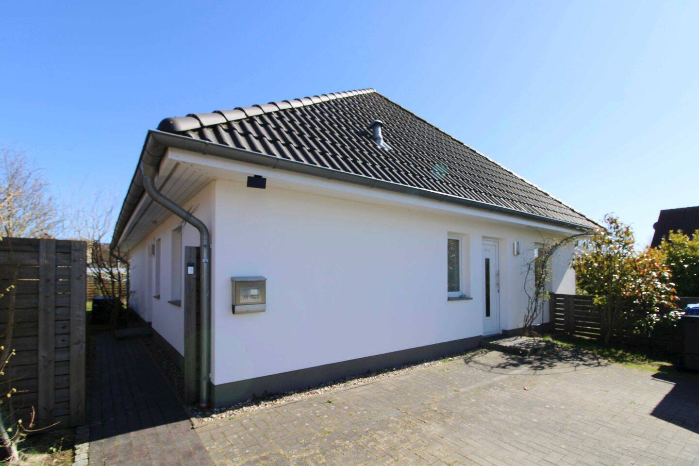 Modernes Einfamilienhaus mit großem Garten, Sauna & Einliegerwohnung, 18546 Sassnitz