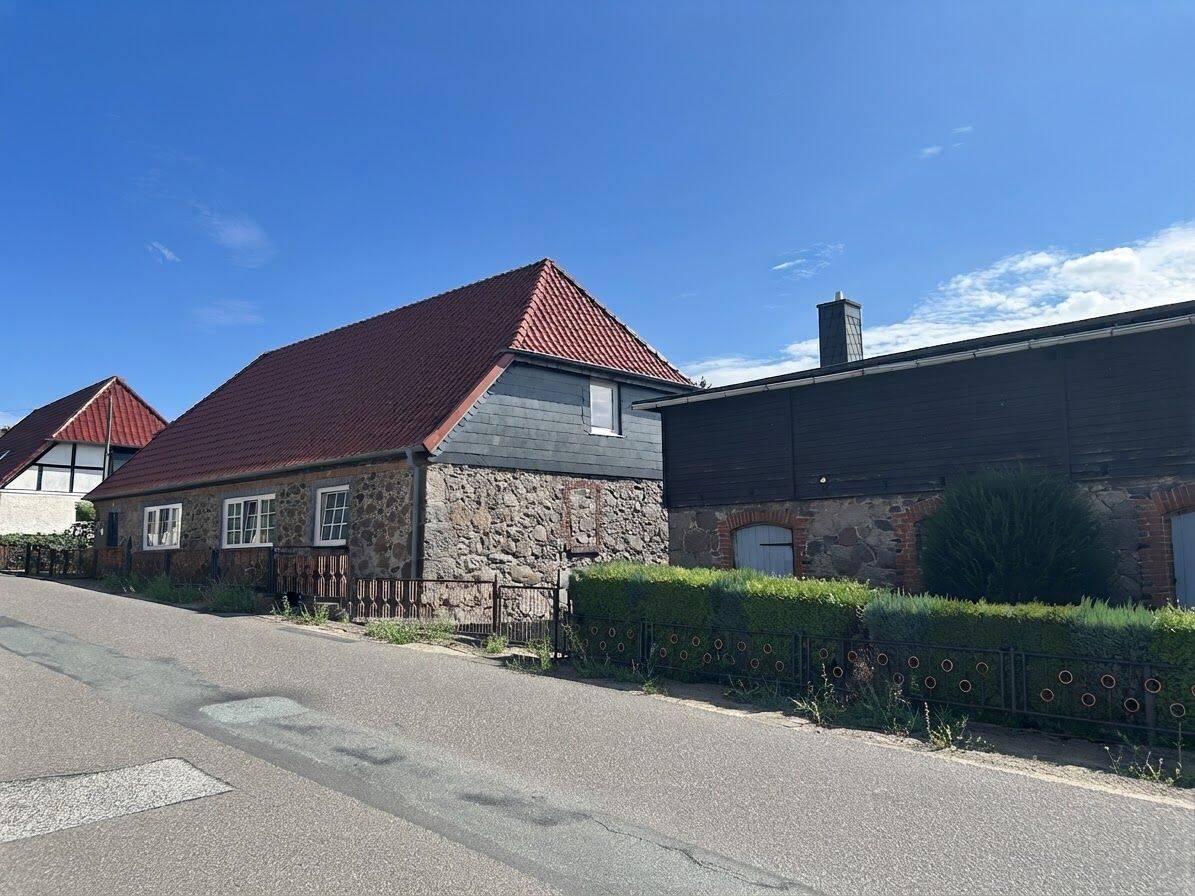 Charmanter Altbau-Traum mit riesigem Grundstück und beeindruckendem Ausbaupotenzial in Hof Poltnitz, 19376 Ruhner Berge (Tessenow)