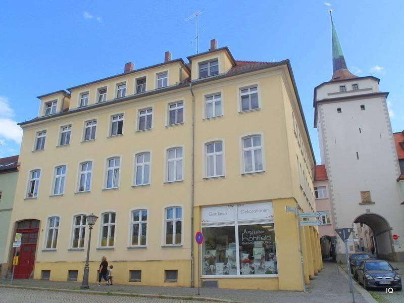 Ab Jan. 2027: Schöne 4-Zimmer-Wohnung mit Balkon, Parkettboden & Bad mit Wanne, Dusche und Gäste-WC, 2625 Bautzen