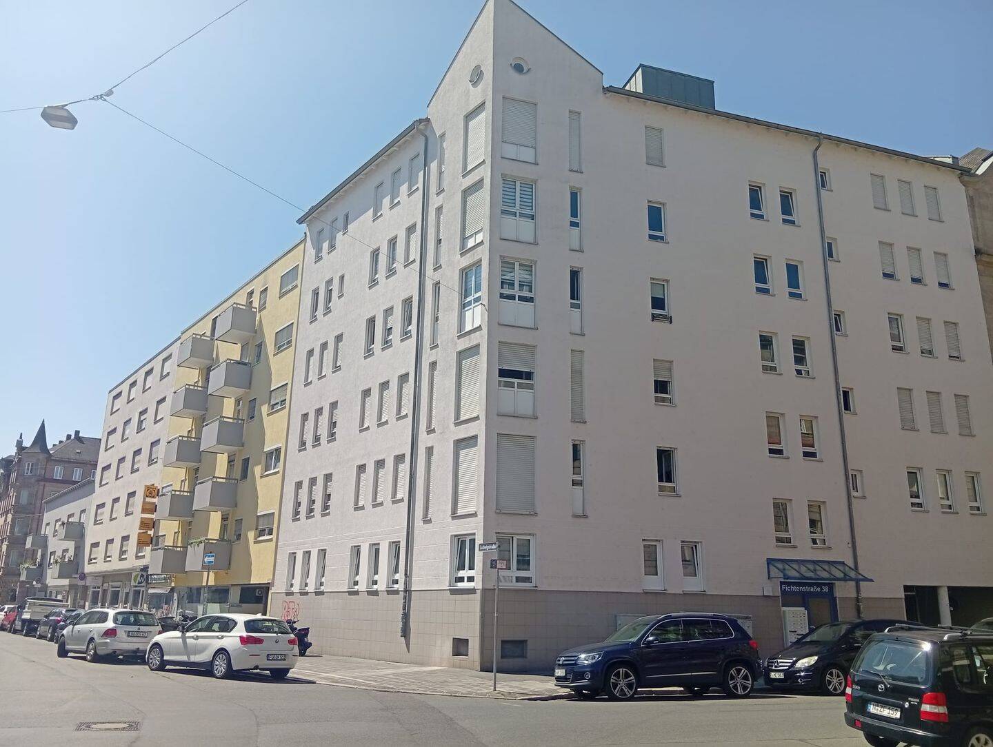 Top Lage! Gepflegte 2Zi-Wohnung Fürth mit Aufzug &Tiefgarage, 90763 Fürth (Südstadt Weikershof)