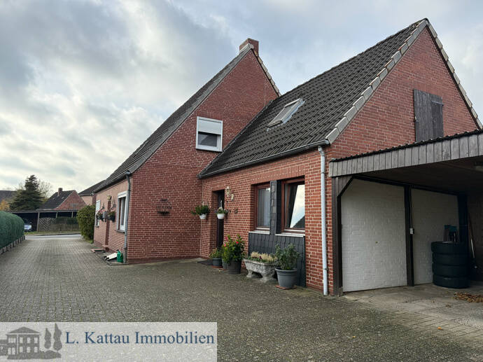 G 29 GNARRENBURG -Familie, Mehrgenerationen oder Vermietung- gepflegtes 1-2 Familienhaus in ruhiger Lage-, 27442 Gnarrenburg