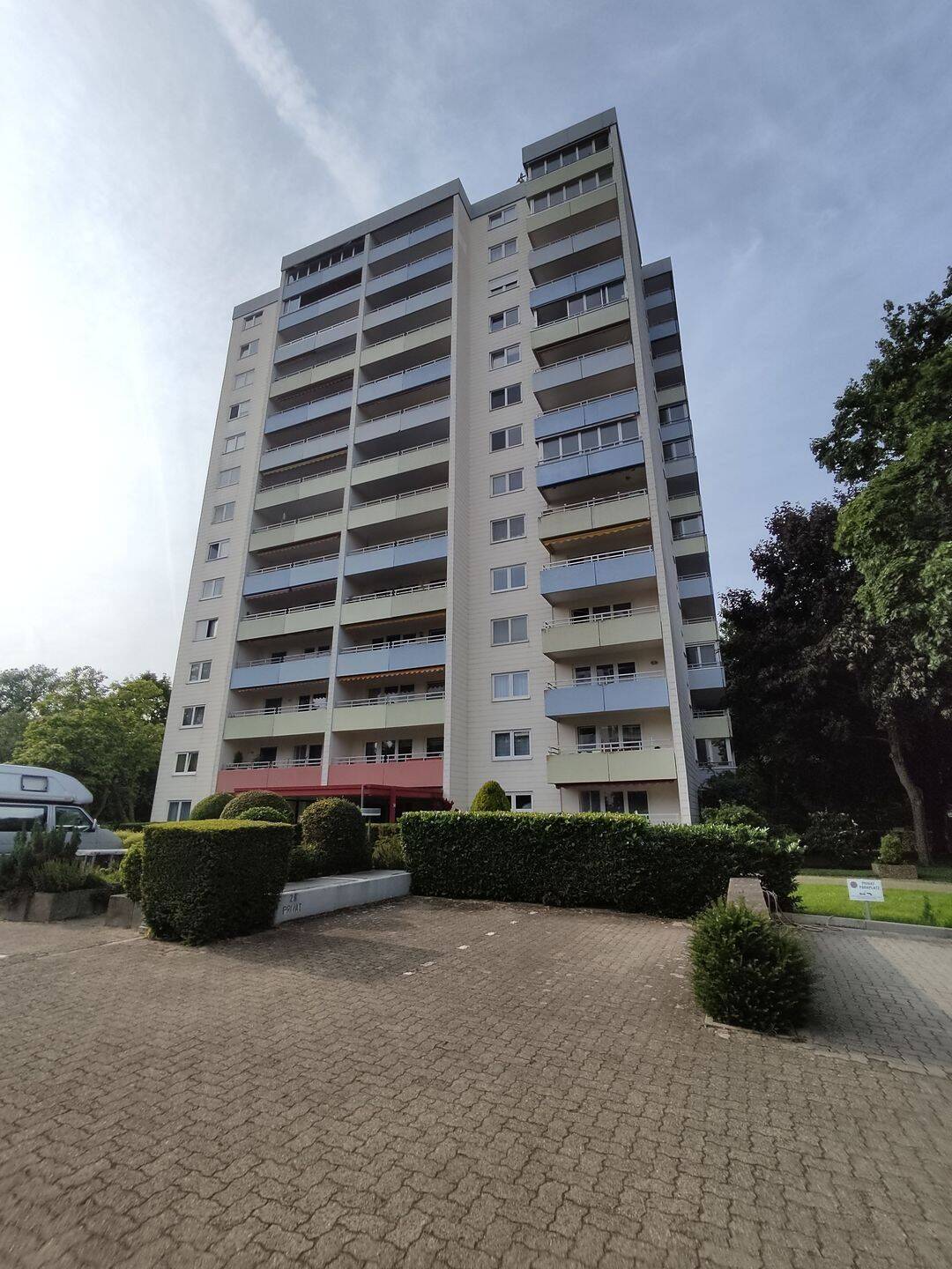 Wunderschöne 4-Zimmer-Eigentumswohnung in 76297 Stutensee-Büchig, 76297 Stutensee
