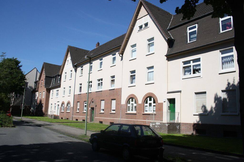 Bei VIVAWEST die Sonnenstrahlen auf dem eigenen Balkon genießen., 47166 Duisburg