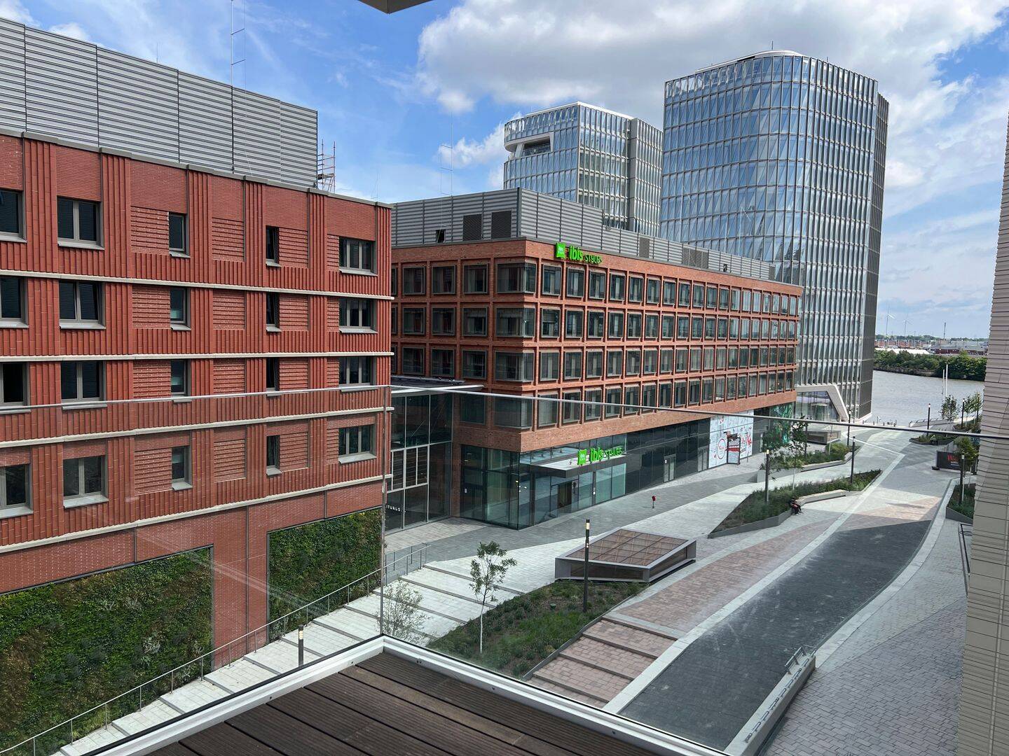 Ruhe findet hier ihren Raum., 20457 Hamburg (Mitte)