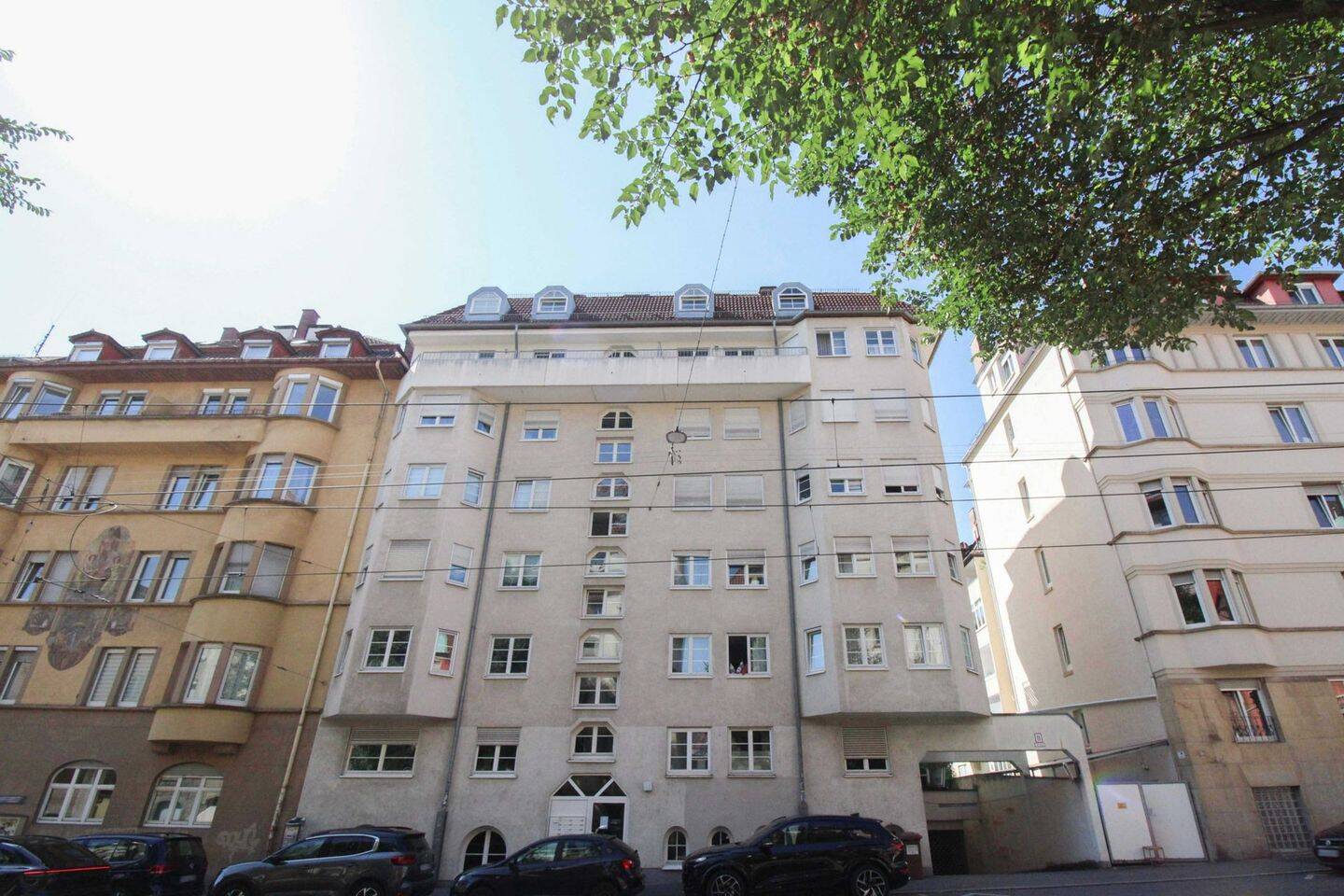 Wohnkomfort in begehrter Lage: Moderne 2-Zimmer-Wohnung mit Südbalkon und TG-Stellplatz