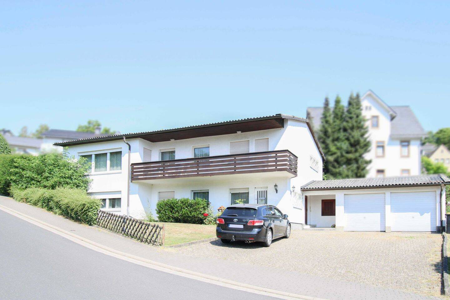 Heute anpacken, morgen wohlfühlen: Gestaltbares EFH mit Pool und Garten in ruhiger Lage, 35745 Herborn