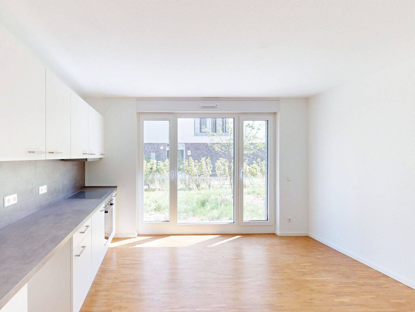 *WBS erforderlich* Hell und geräumig: 1-Zimmer Apartment mit EBK und Loggia, 69469 Weinheim