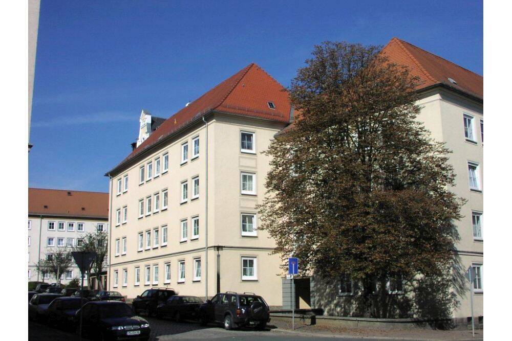 ++ 2-Raum-Glück mit Wohnküche und Tageslichtbad ++, 8523 Plauen