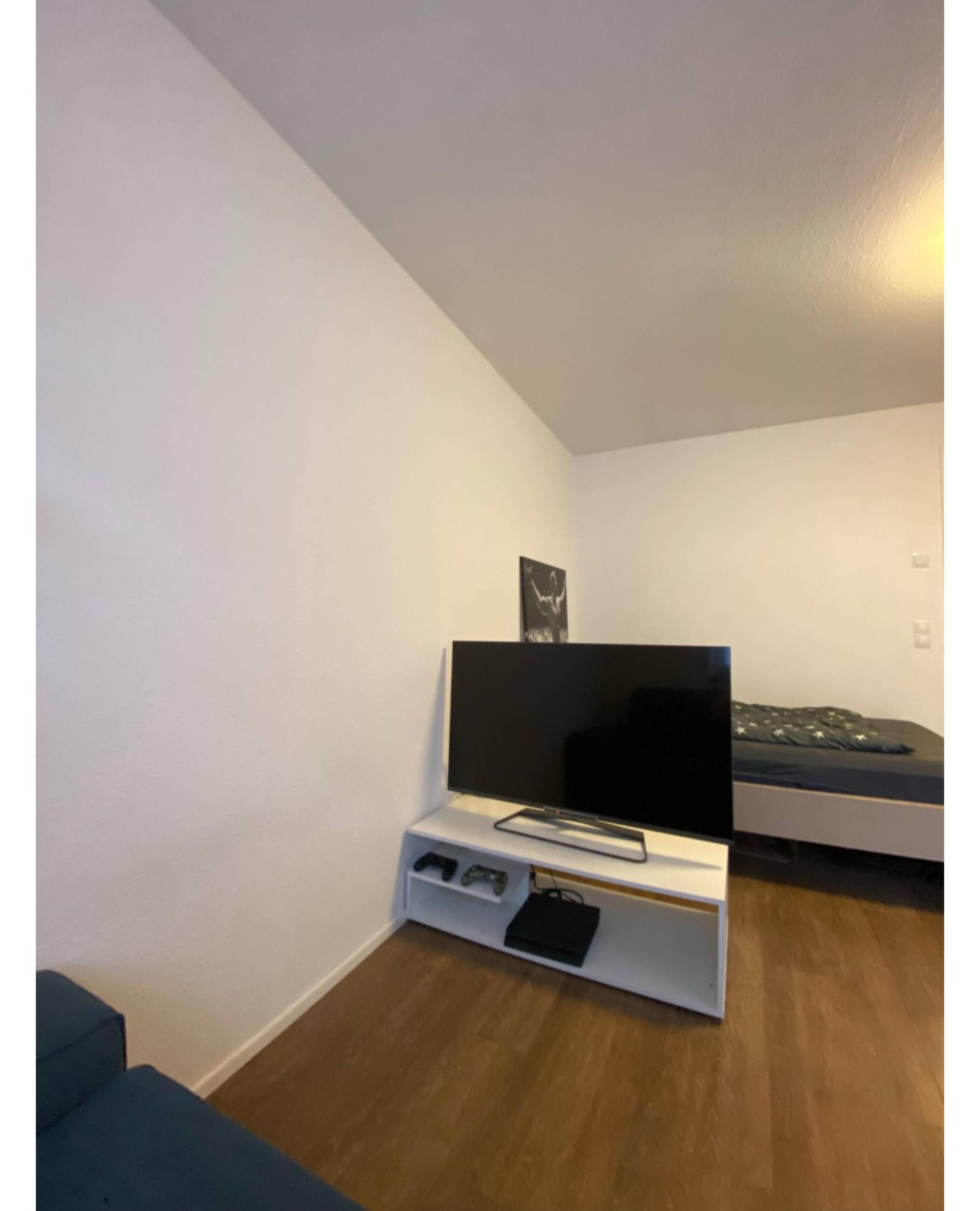 Wohnung gesucht? Diese 1-Raum-Wohnung sucht neue Mieter!, 88046 Friedrichshafen