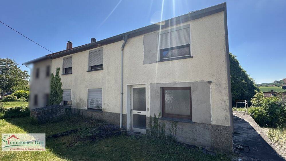 GEMÜTLICHES 2-PARTEIENHAUS MIT GARTEN!, 66693 Mettlach