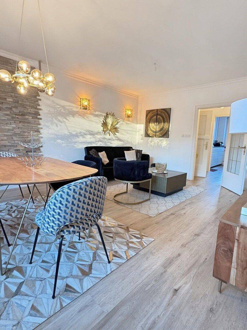 MÖBLIERT MAX 2 Personen 3-Zimmer mit Terrasse AUF ZEIT, 22339 Hamburg (Hamburg-Nord Fuhlsbüttel Hummelsbüttel)
