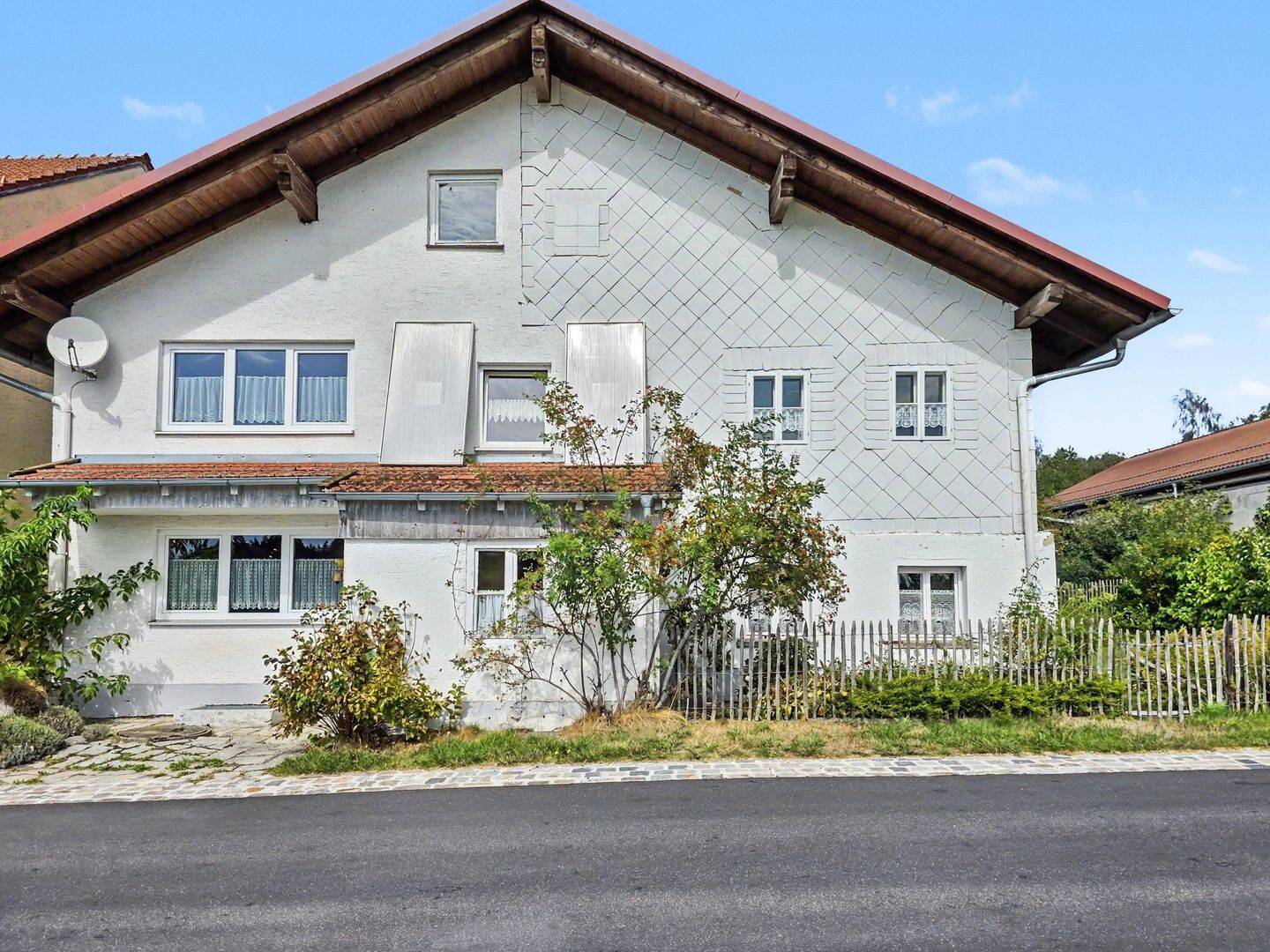Bauernhaus-Landidylle mit Geschichte: 140 m² Wohnfreude & 150 m² Stadl für Tierhaltung mit Aussicht, 94143 Grainet