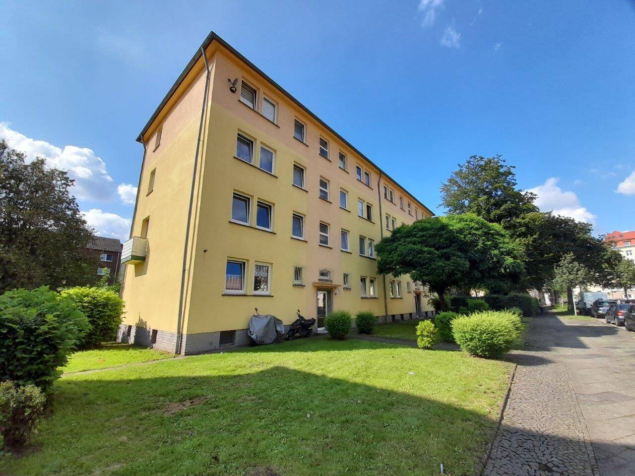 2 Zimmer Erdgeschoss frisch renoviert am Hafen, 44147 Dortmund (Deusen Dorstfeld Lindenhorst Mitte)