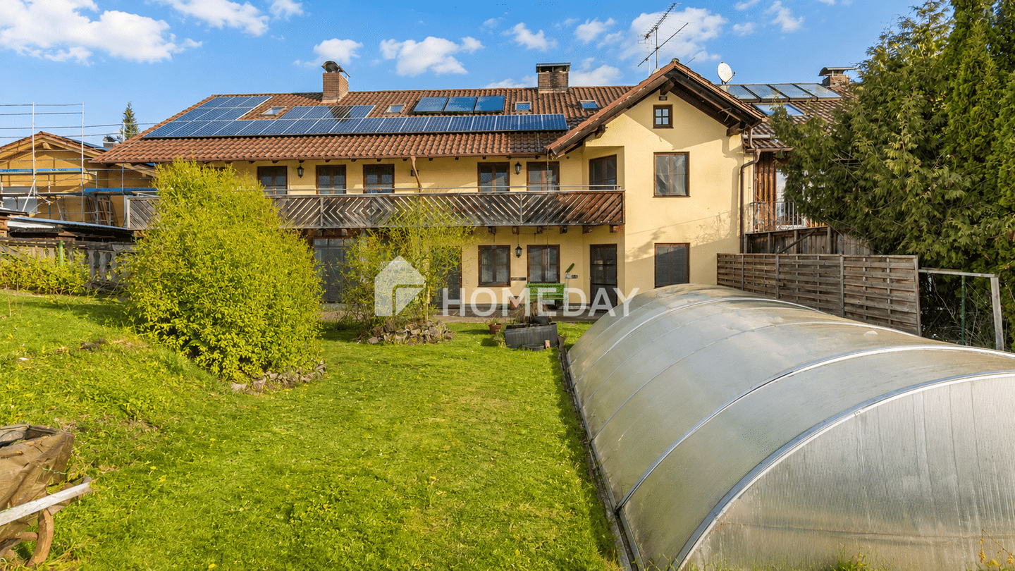 Raum für Generationen – Großzügige Doppelhaushälfte mit beheizten Pool, Kamin & Gartenparadies, 94571 Schaufling