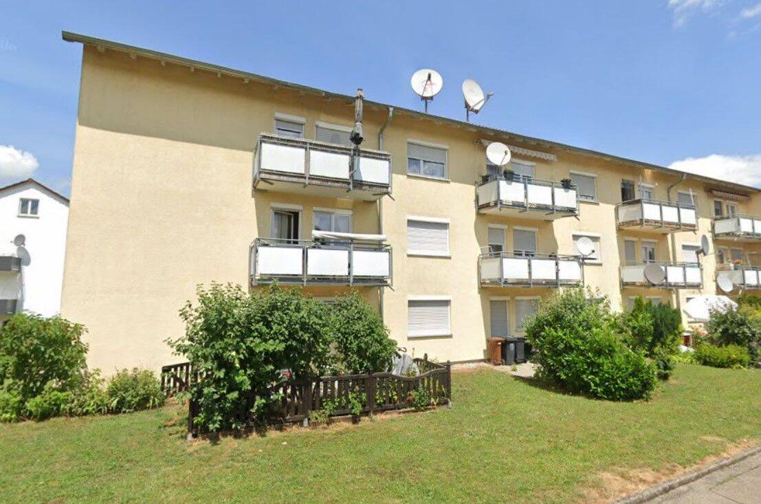 Modernisierte 2-Zimmer-Wohnung mit Balkon, 89584 Ehingen (Donau)