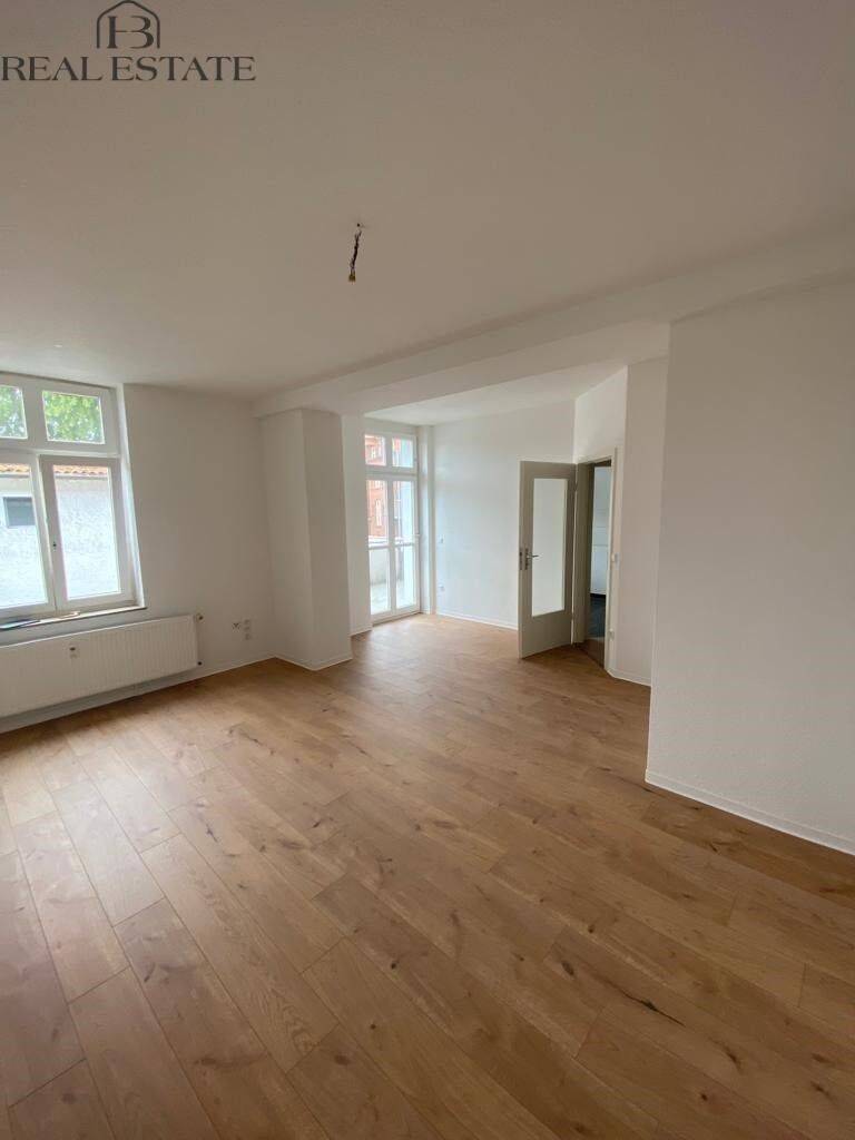 Zentral wohnen & wohlfühlen – großzügige 2-Raumwohnung mit Balkon, 39576 Stendal