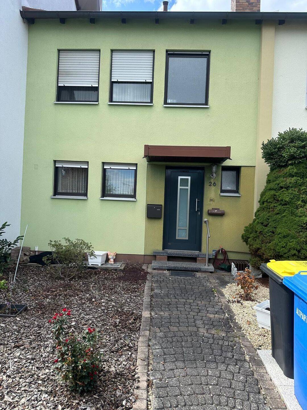 Schönes RMH in Eibach von privat Provisionsfrei zu erwerben, 90451 Nürnberg (Eibach Hafen Maiach Reichelsdorf Röthenbach bei Schweinau)