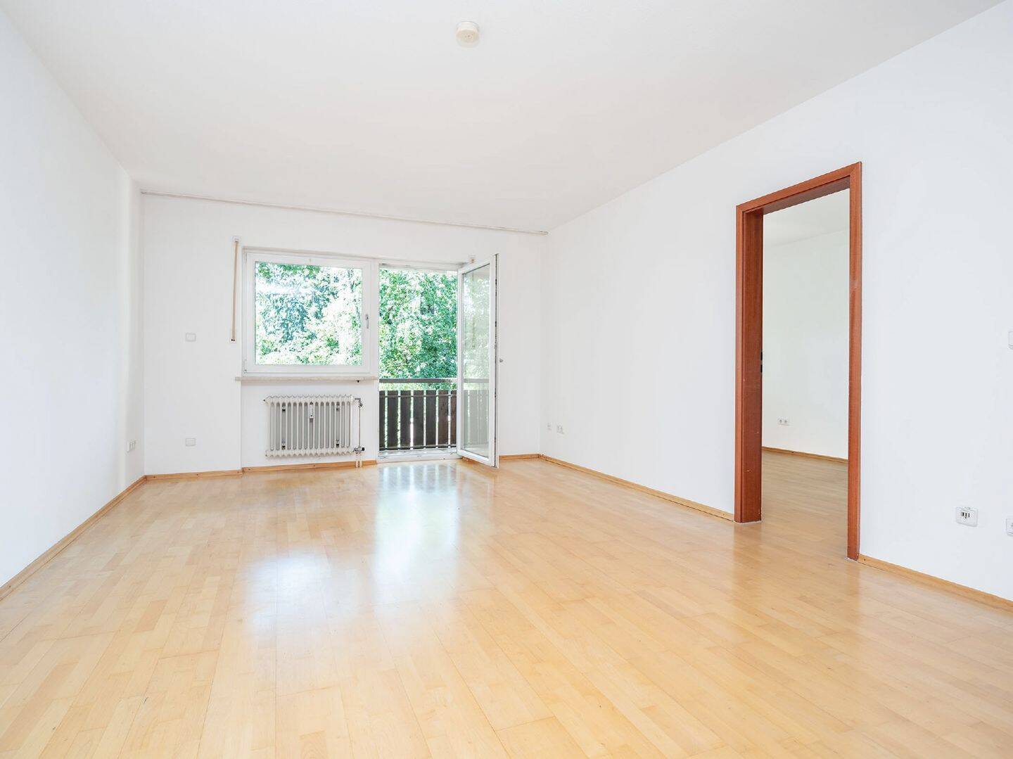 MAIER – 2 Zimmer-WHG mit großem Westbalkon, Aufzug, EBK und TG-Einzelstellplatz, 81479 München (Thalk. Obersendl.-Forsten-Fürstenr.-Solln)