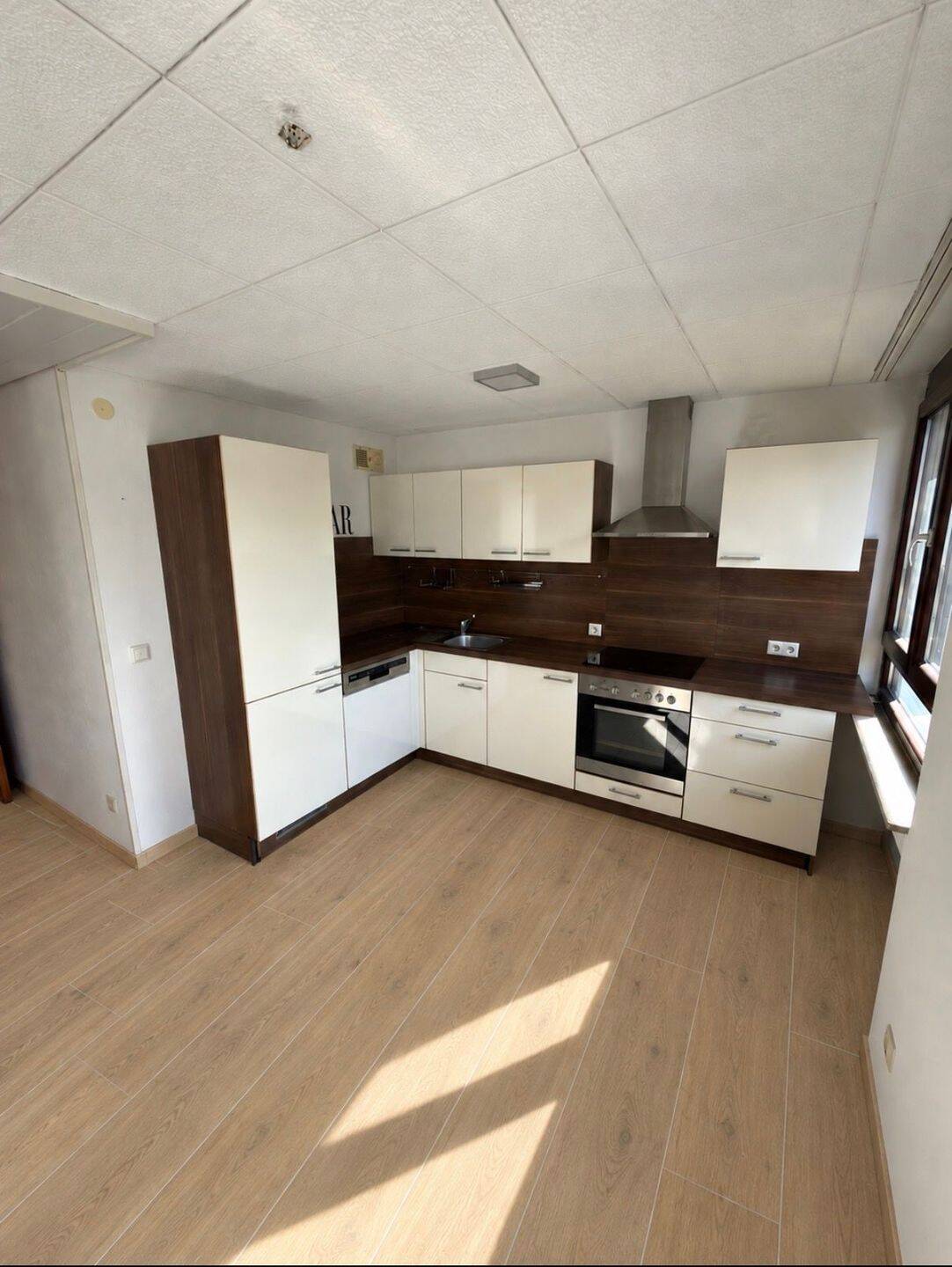 Modern wohnen in Aalen: Helle 2-Zimmer-Wohnung mit Loggia & TG-Stellplatz, 73431 Aalen