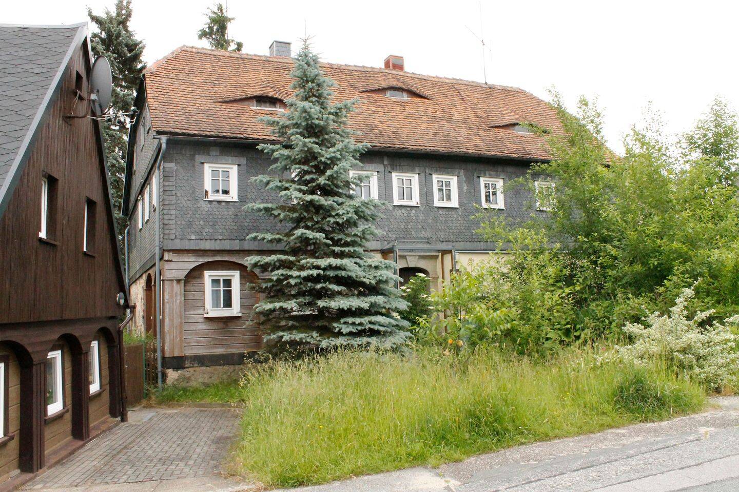 Umgebindehaus mit hohen Räumen in Neugersdorf, 2727 Ebersbach-Neugersdorf