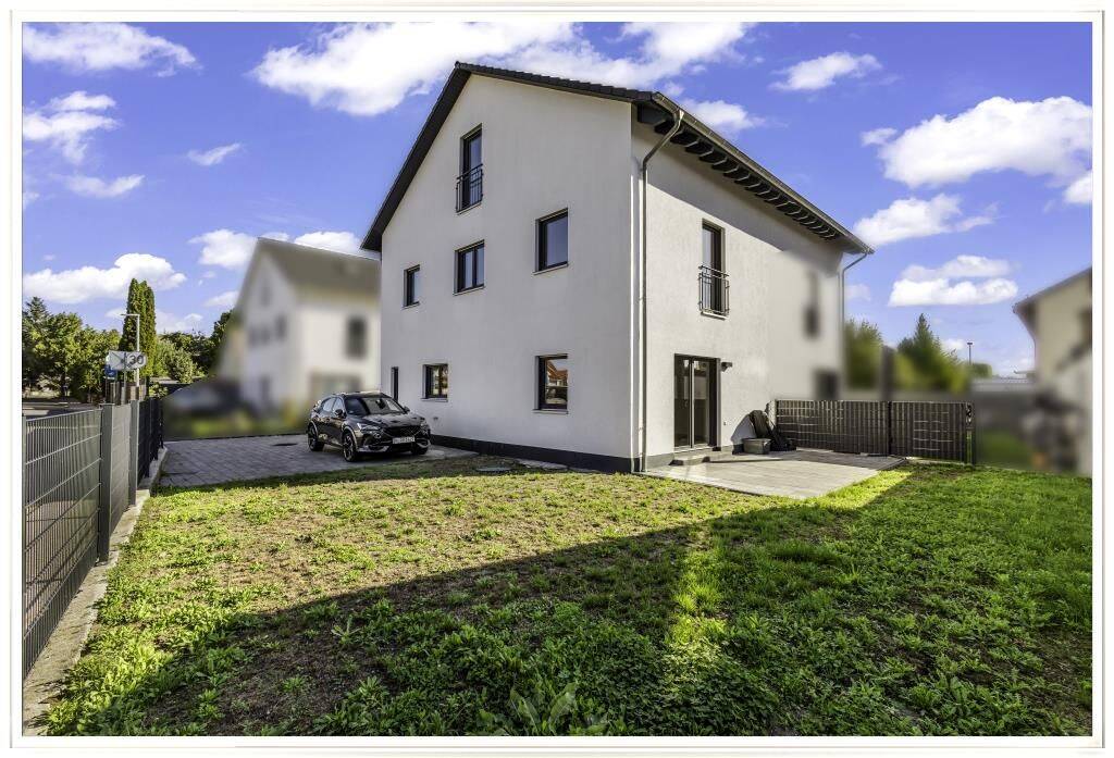 ERSTBEZUG! Doppelhaushälfte mit Südterrasse, 85777 Fahrenzhausen