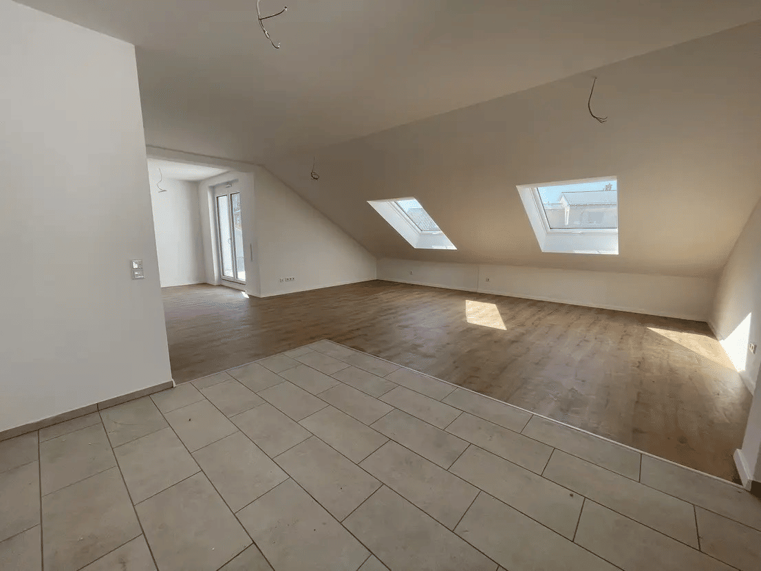 Bezugsfertig & wohlfühlen! 3-Zimmer-Dachgeschosswohnung mit Dachterrasse in bester Lage in HD-Leimen, 69198 Schriesheim