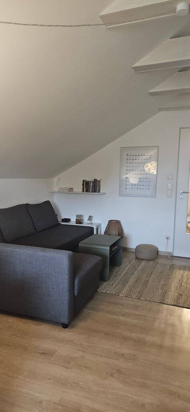 Charmante und moderne 2-Zimmer-Wohnung, 93055 Regensburg (Brandlberg-Keilberg Burgweinting-Harting Innenstadt Ostenviertel Schwabelweis)