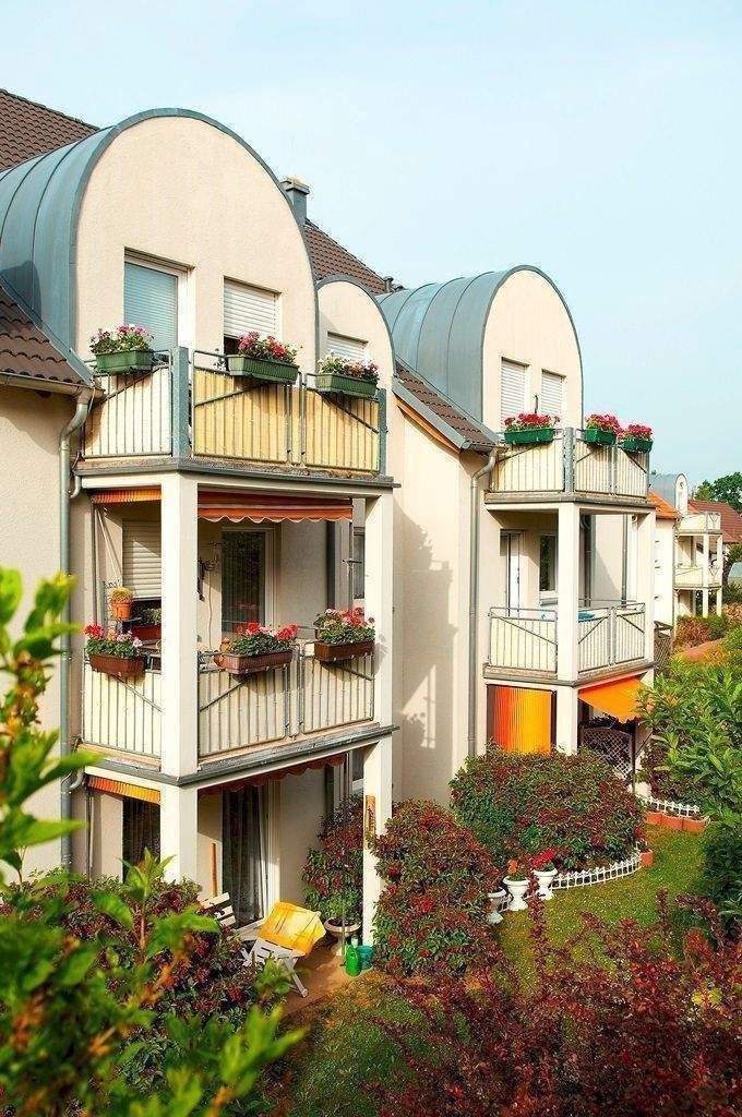 Ruhig gelegen! Große 2-Raumwohnung! Balkon! Aufzug!, 9243 Niederfrohna