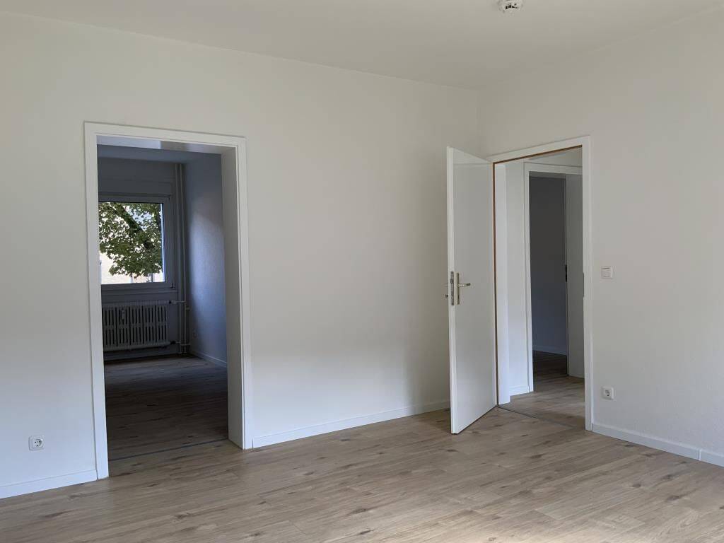 Helle 3-Zimmer-Etagenwohnung mit Schallschutzfenstern in Gelsenkirchen, 45886 Gelsenkirchen (Ückendorf)