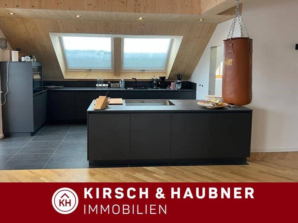 Ambiente Wohnen: Hochwertige 4- Zimmer- Wohnung mit Studio und Galerie! Berg – Oberwall, 92348 Berg b. Neumarkt i.d. OPf. (Berg)