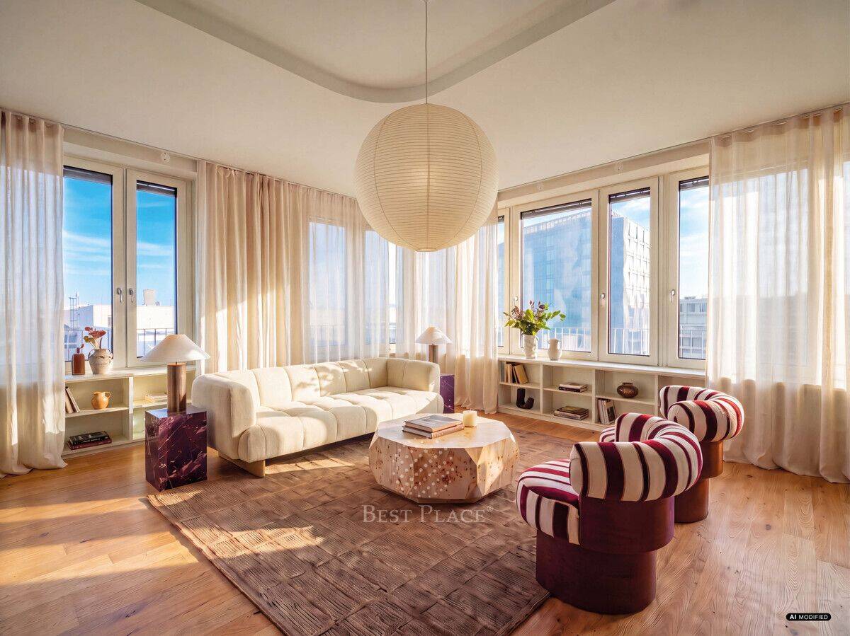 Über den Dächern Berlins: Lichtdurchflutete Eckwohnung im 11. OG mit sonniger Süd-Loggia, 10243 Berlin (Friedrichshain-Kreuzberg Friedrichshain)