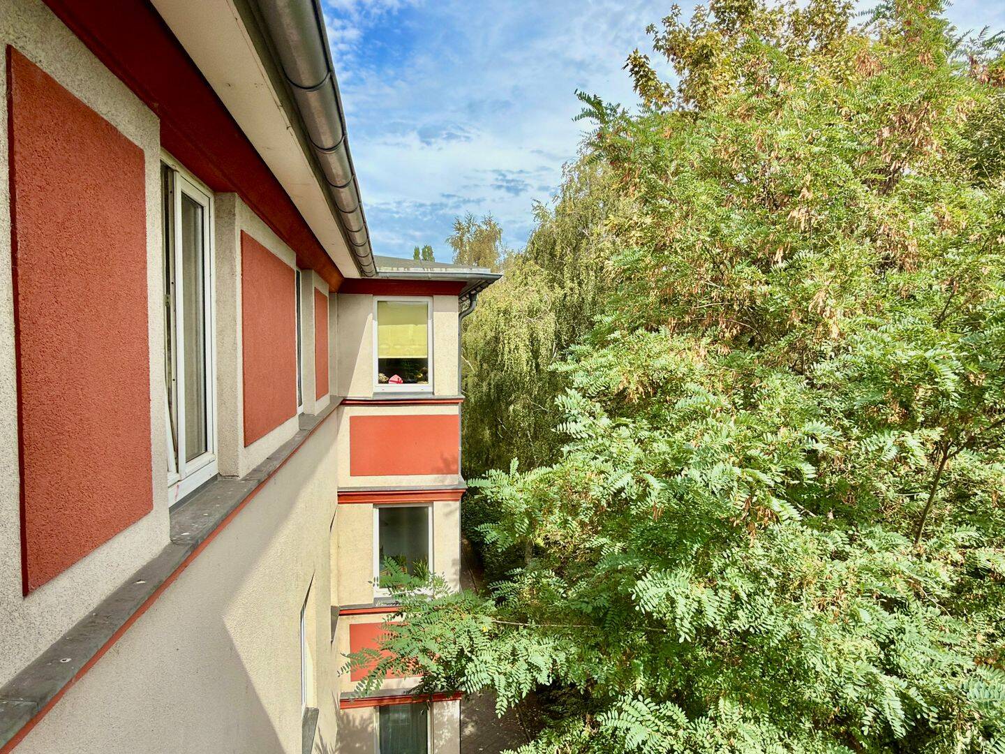 Anleger aufgepasst: 4.6% NETTOrendite in gepflegtem Wohnensemble – vermietete 3 Zimmer Wohnung, 4347 Leipzig (Heiterblick Schönefeld Schönefeld-Abtnaundorf Schönefeld-Ost Thekla)