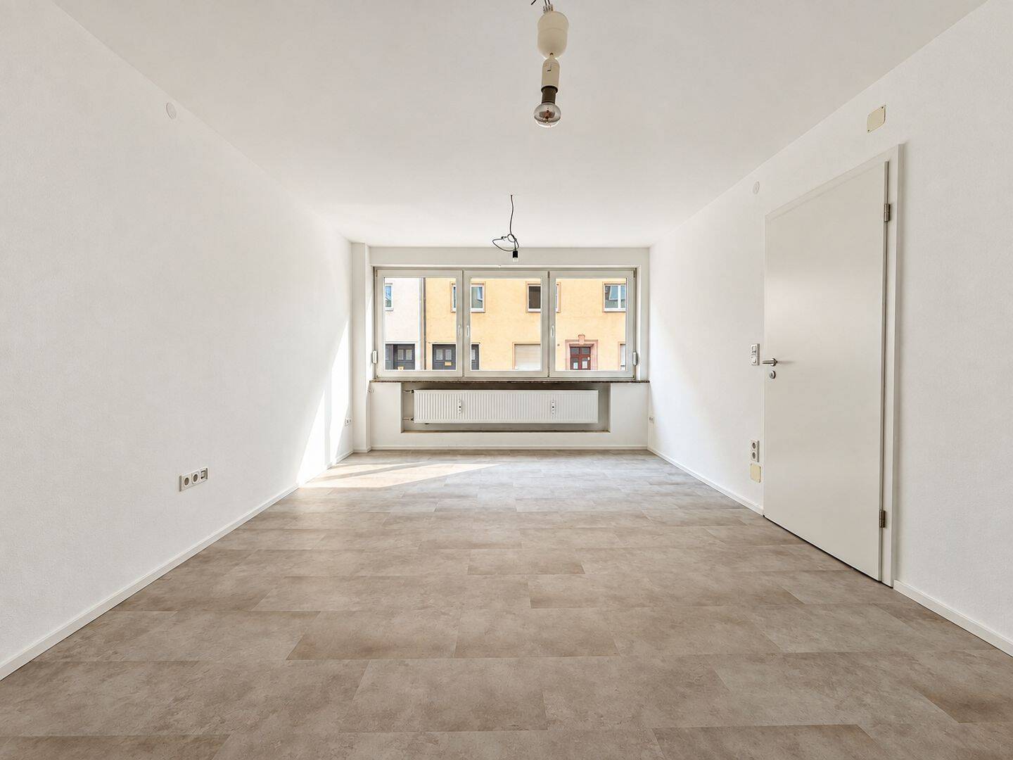 Frisch renovierte 1-Zimmer-Wohnung in Nürnberg – leerstehend & sofort verfügbar, 90461 Nürnberg