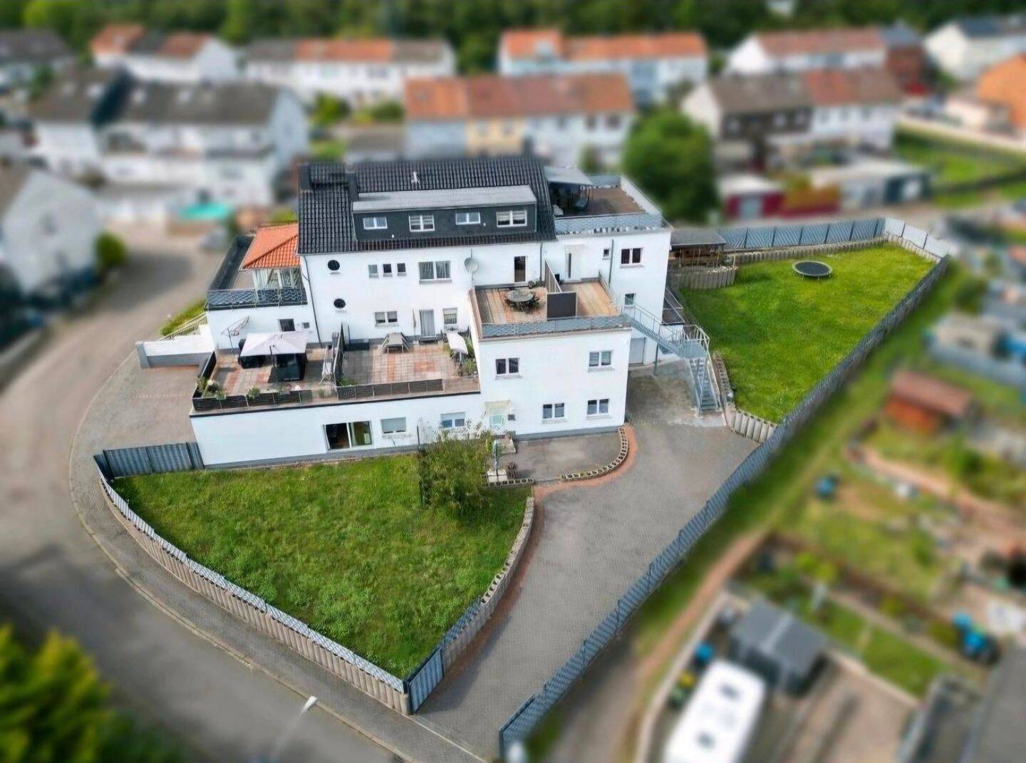 Dachgeschosswohnung mit Weitblick – 4-ZKB-Wohnung mit großzügiger, 66740 Saarlouis