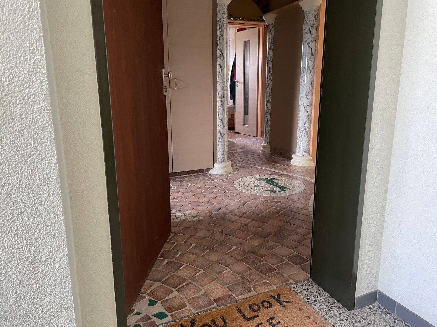3 Zimmer Wohnung mit Elektrischer Garage + Stellplatz, 88048 Friedrichshafen