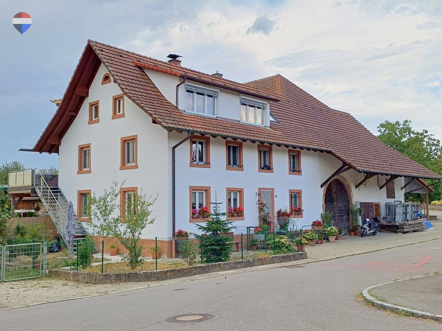 Ein außergewöhnliches Anwesen für Pferdeliebhaber, Selbstversorger und Investoren in Adelhausen, 79618 Rheinfelden (Baden)