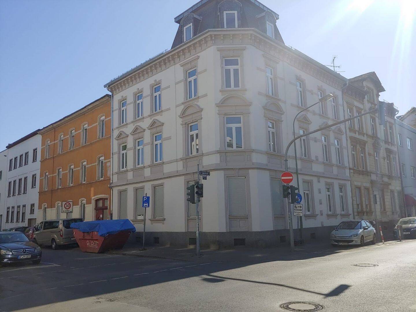 Schöne 3 Zimmer Wohnung im sanierten Altbau, 63071 Offenbach am Main (Offenbach am Main Tempelsee)