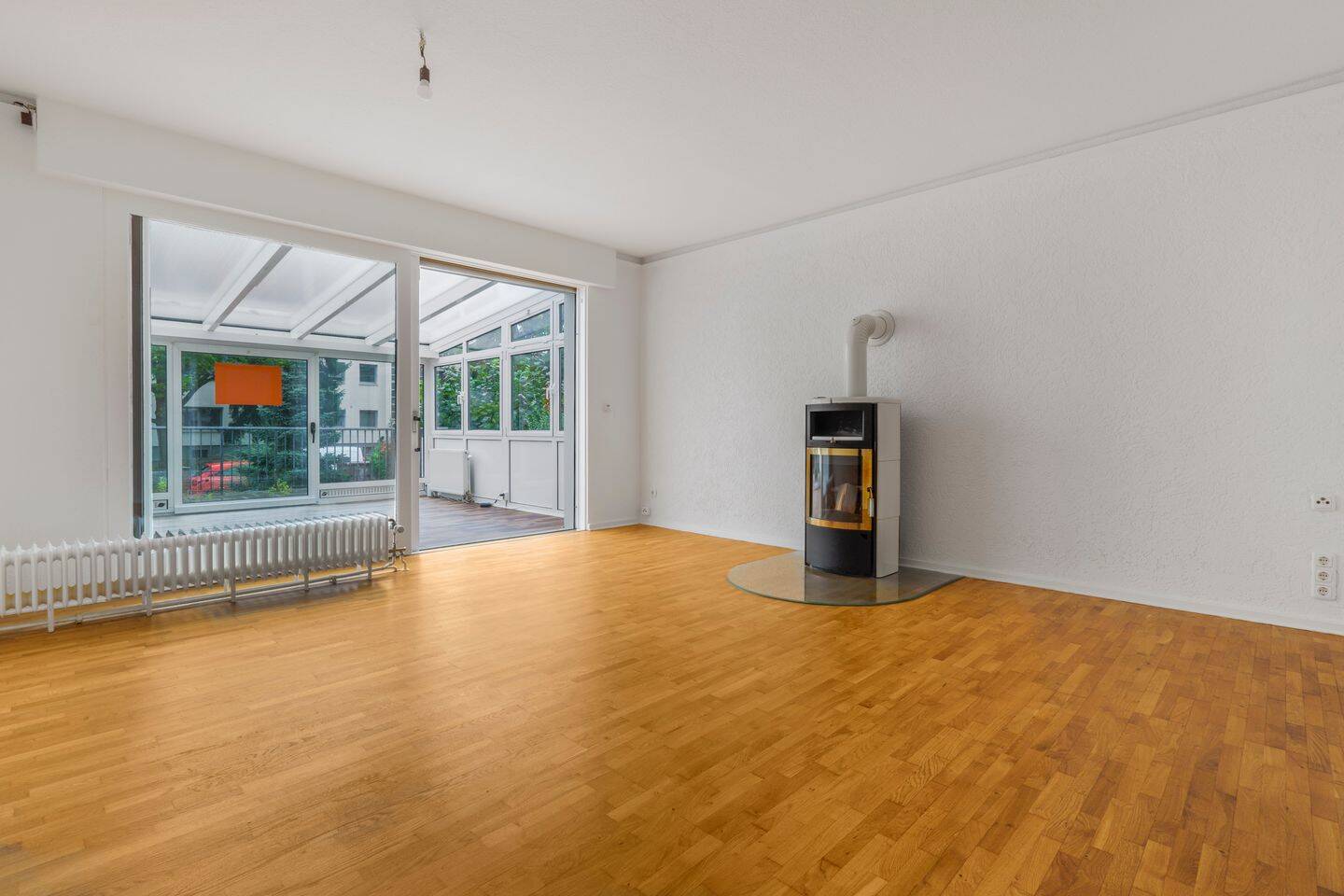 Lichtdurchflutetes Wohnen mit Wintergarten, Kamin & intelligentem Komfort, 12349 Berlin (Neukölln)