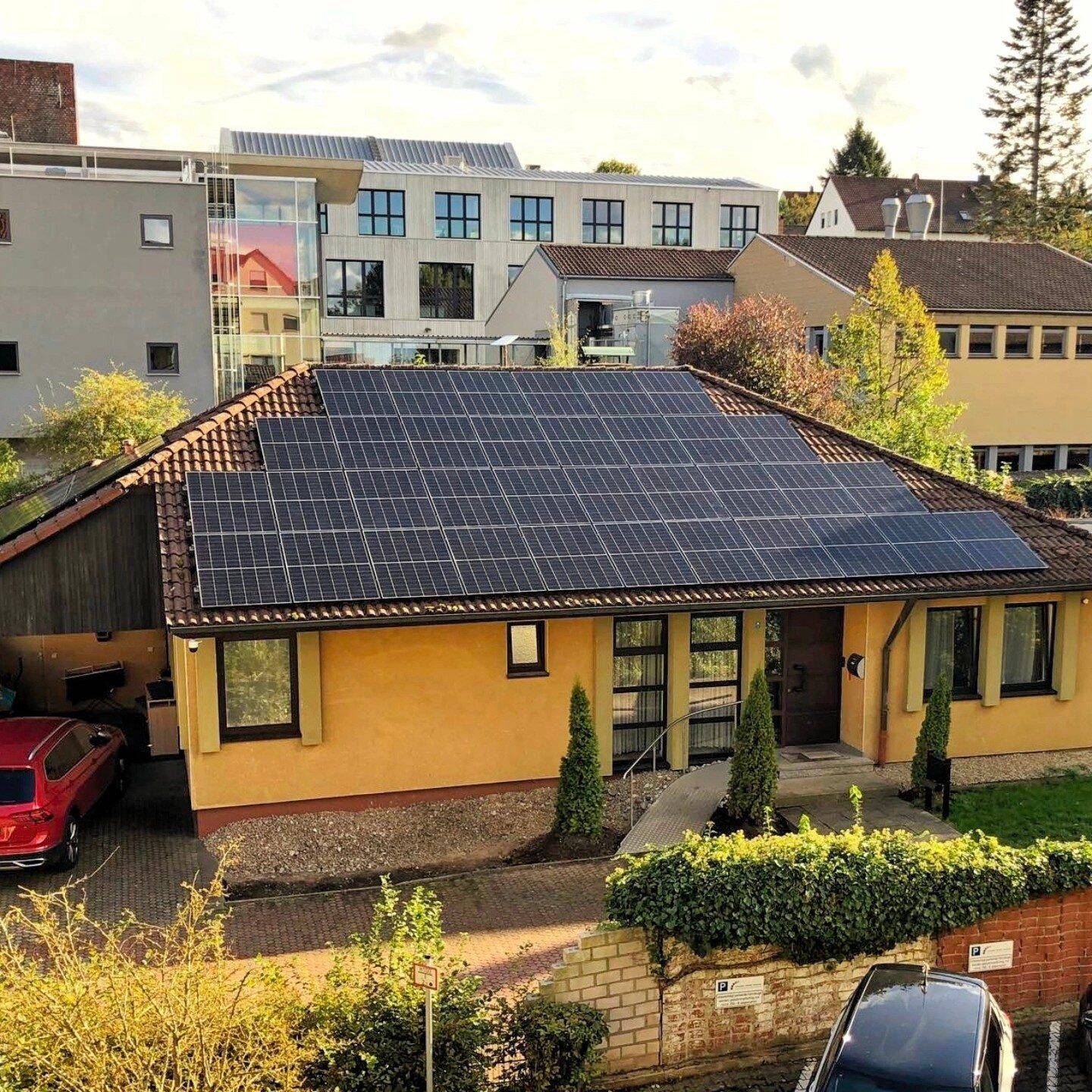 EFH freistehend, 7 Zimmer, Garten mit Terrasse, 6 Stellplätze – zentral in Neustadt/Aisch, 91413 Neustadt a.d. Aisch
