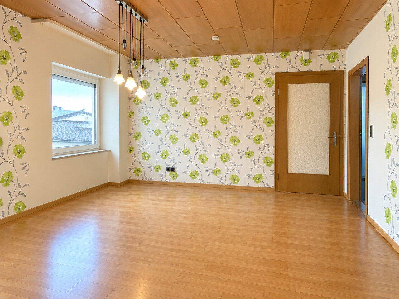 Charmante 3-4 Zimmer-Wohnung in Saarlouis-Roden – Komfortables Wohnen mit Tageslichtbad und moderner Ausstattung, 66740 Saarlouis