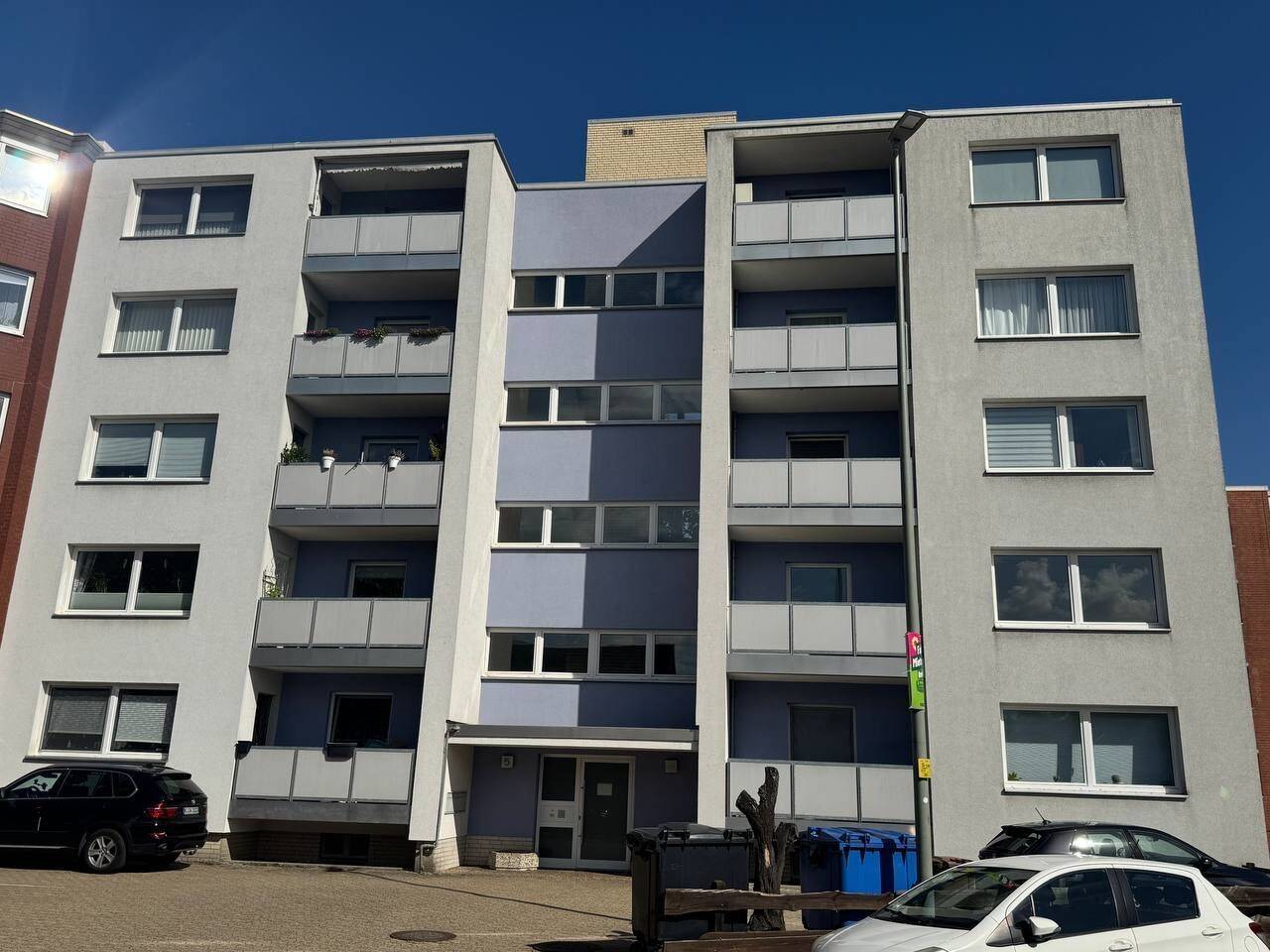 Stilvoll & Barrierefrei: 3-Zimmer-Balkonwohnung im 1. OG mit EBK & Stellplatz, 38518 Gifhorn