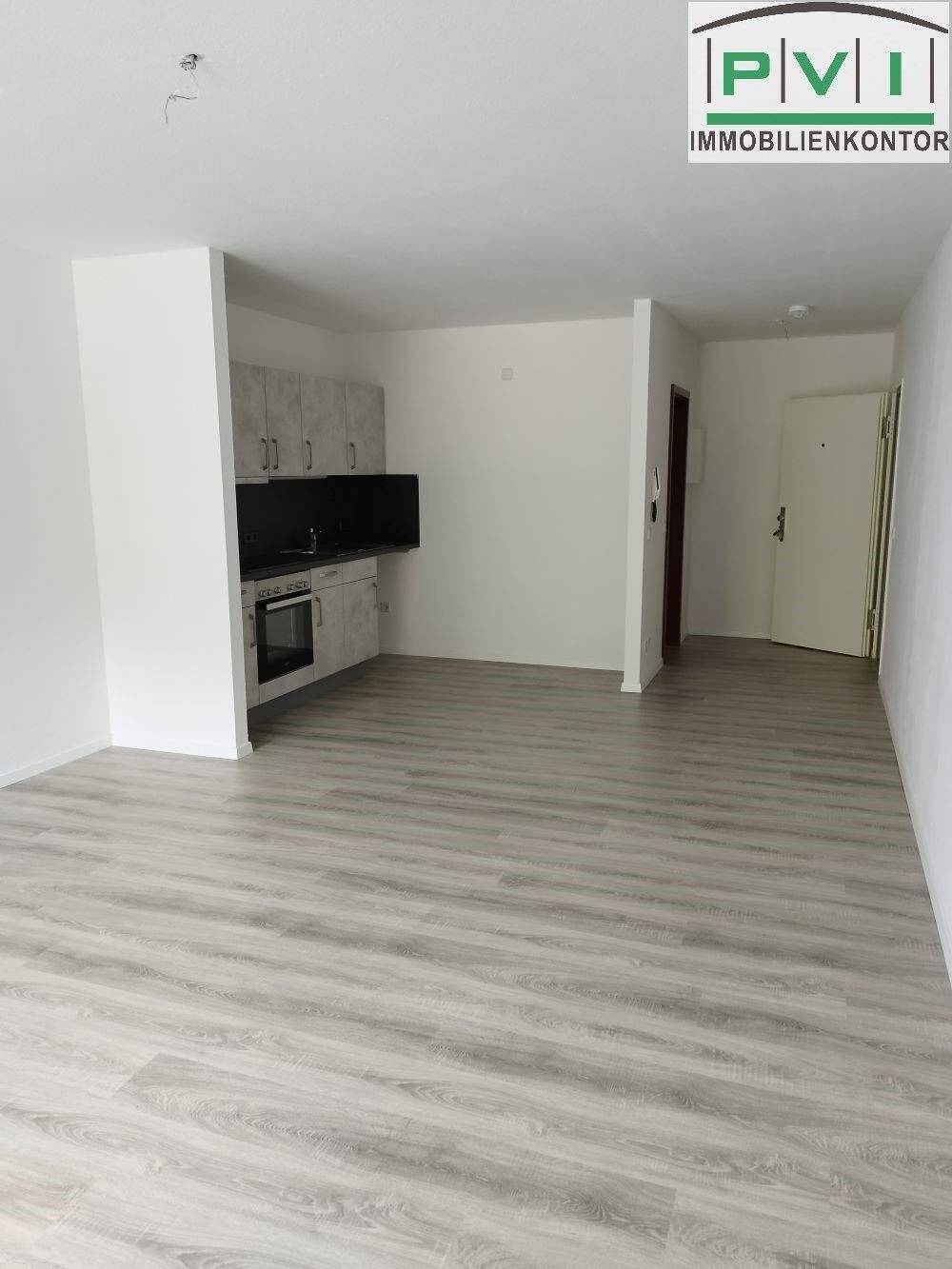 Wir sanieren für Sie – Zentrale 1-Raumwohnung mit Balkon & Einbauküche, 8280 Aue-Bad Schlema