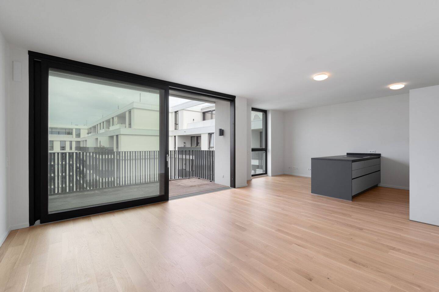 Schöne 3 Zimmer Wohnung * Balkon * Einbauküche * TG Stellplatz, 10407 Berlin (Pankow Kleingartenanlage Grönland Kleingartenanlage Neues Heim Kleingartenanlage Volkspark Prenzlauer Berg Prenzlauer Berg)