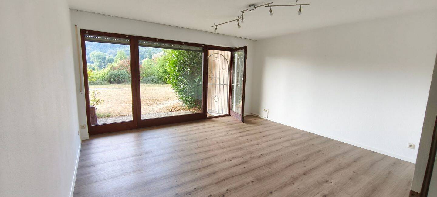 Wohngemütliches 1-Zimmer-Apartment in Büsingen am Hochrhein, 78266 Büsingen am Hochrhein