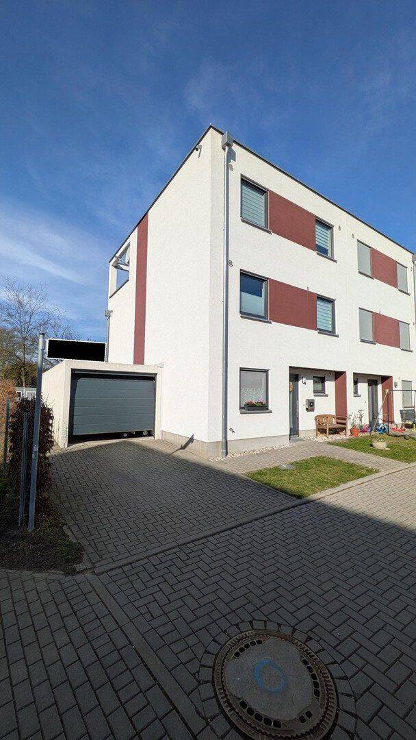 Wohnen und Wohlfühlen für die ganze Familie – Doppelhaushälfte in Delitzsch, 4509 Delitzsch
