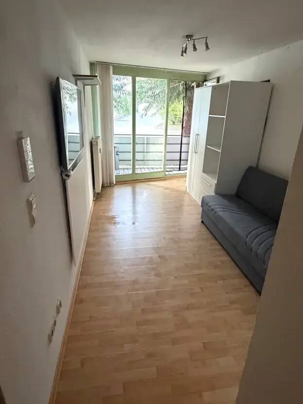 1-Zimmer-Wohnung mit Balkon, Einbauküche & TG-Stellplatz, 71083 Herrenberg